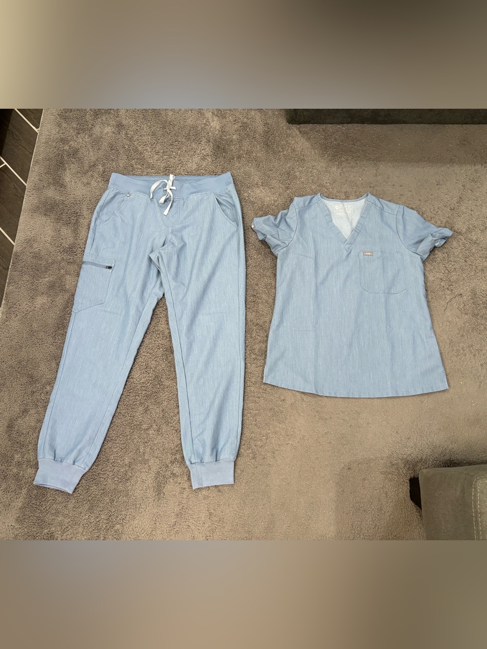 S/M FIGS Heather Denim Scrub Set